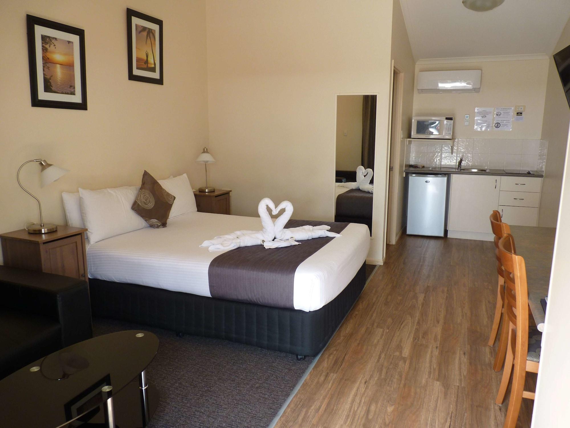 Caboolture Central Motor Inn, Sure Stay Collection By BW Εξωτερικό φωτογραφία