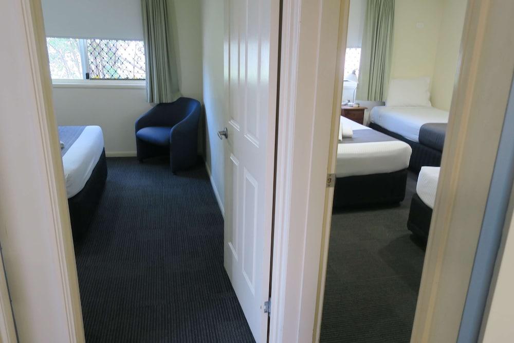 Caboolture Central Motor Inn, Sure Stay Collection By BW Εξωτερικό φωτογραφία