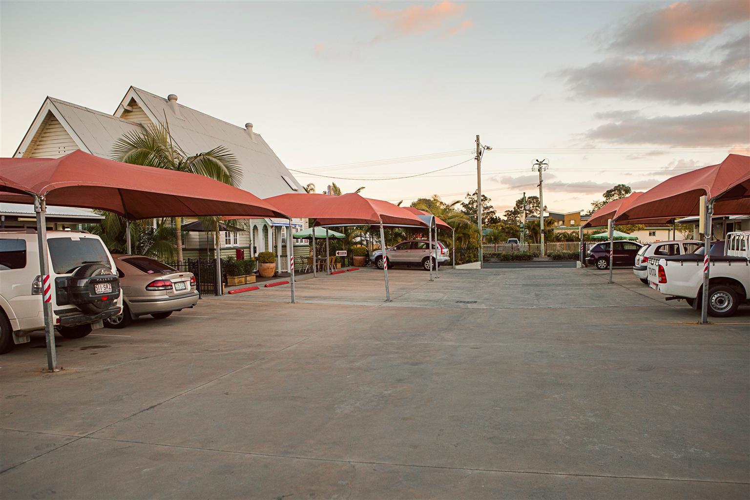Caboolture Central Motor Inn, Sure Stay Collection By BW Εξωτερικό φωτογραφία